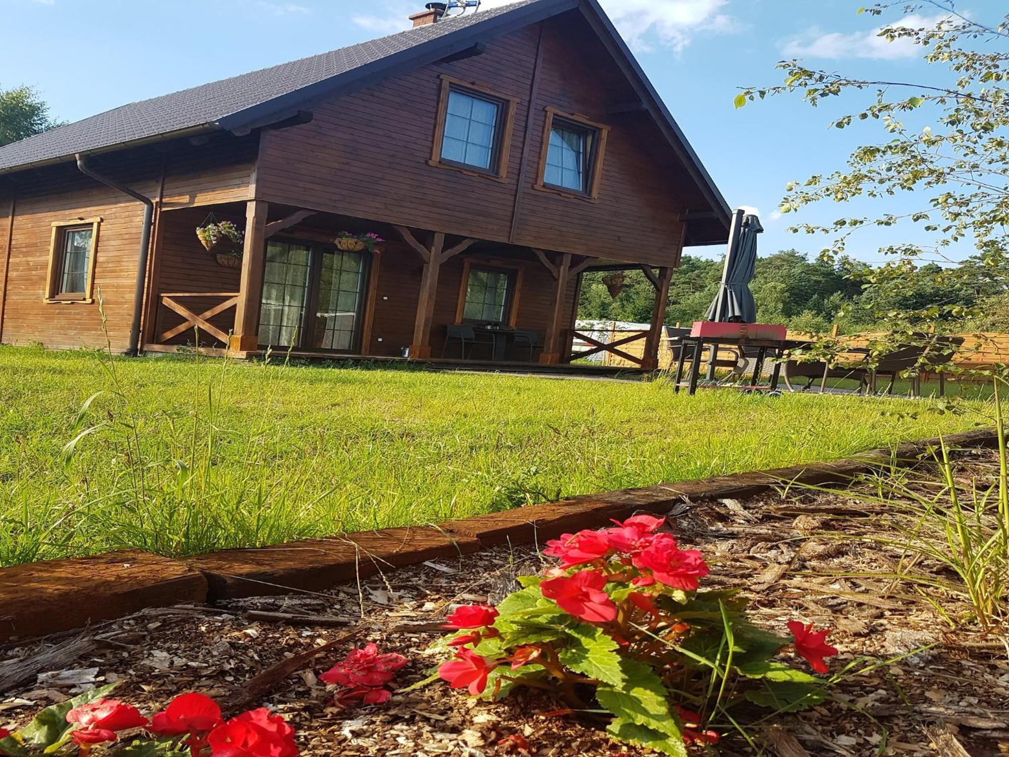 Wooden Holiday Home In Skrzynia With Terrace Osiek  Exterior foto